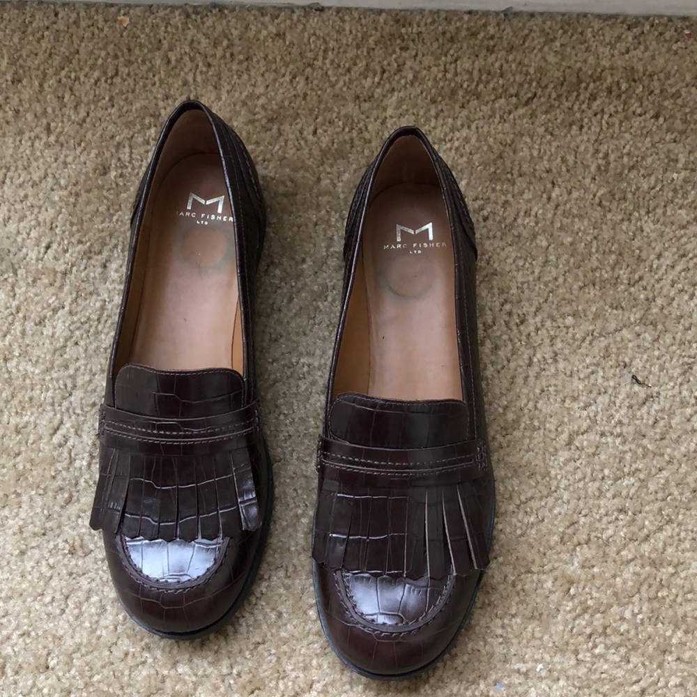 Marc Fisher Brown Croc Embossed leather loafers